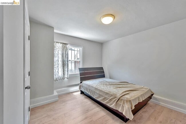 Building Photo - 1715 9th Ave