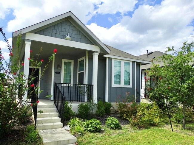 Primary Photo - 370 Hortus Dr