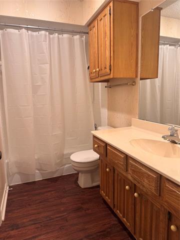 Building Photo - 3304 Scarlet Oak
