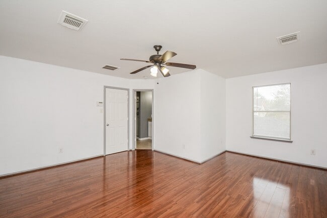 Building Photo - 22951 Twisting Pine Dr