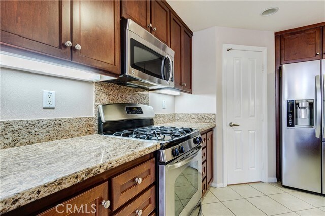Building Photo - 12336 Hollyhock Dr