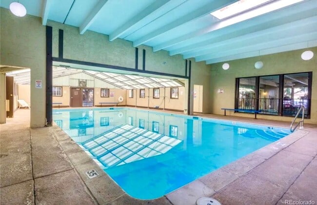 Building Photo - Quiet & Private Condo Retreat in the Heart...