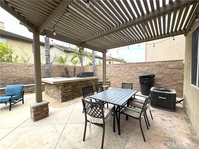 Building Photo - 755 S Lassen Ct