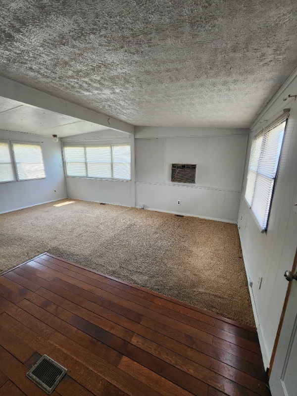 Building Photo - 201 Chamberlin Dr
