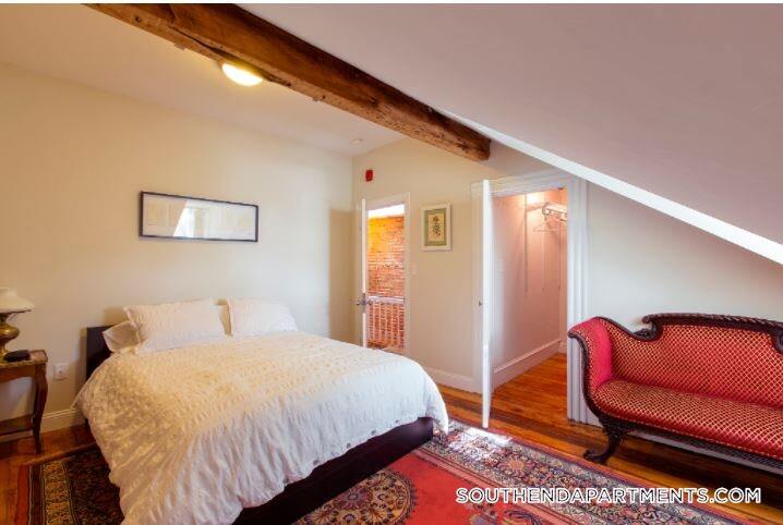 Building Photo - 237 Northampton St