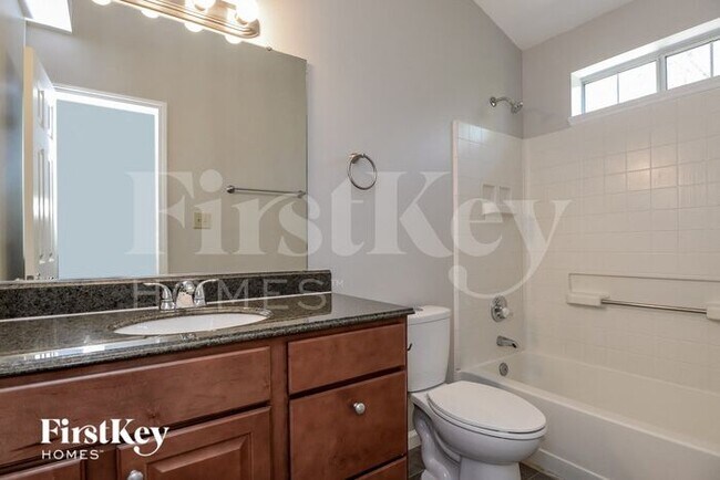 Building Photo - 8947 Chesham Dr