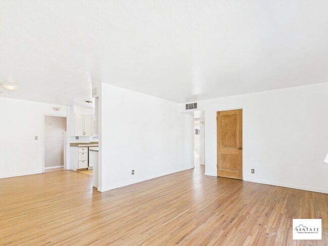 Building Photo - Northside Single Family Home with Ample Space Available Now!