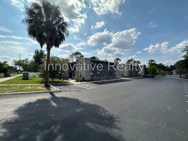Building Photo - 5117 Curry Ford Rd
