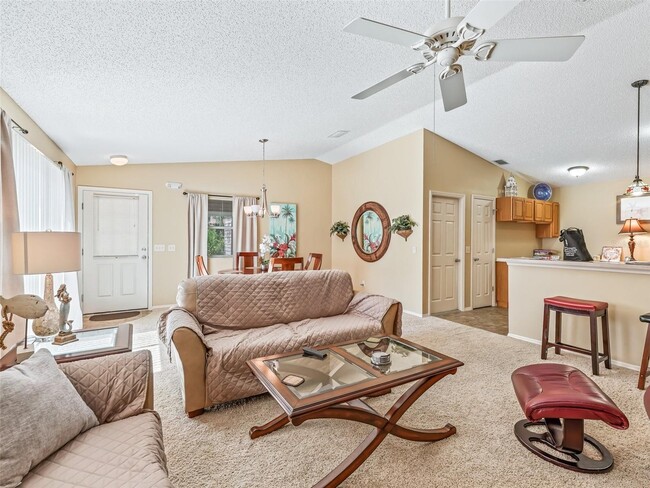 Building Photo - 1322 Hollyberry Pl