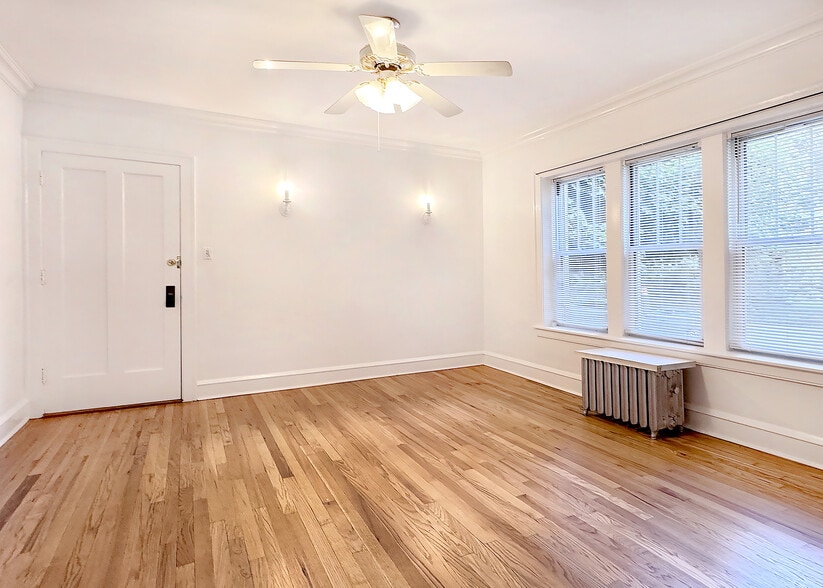 Dining Room - West Grace Street