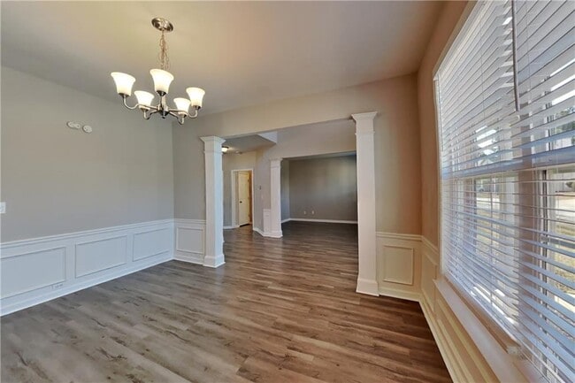 Building Photo - 3370 Spindletop Dr NW