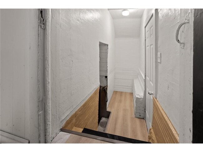 Building Photo - 361 8th Ave S