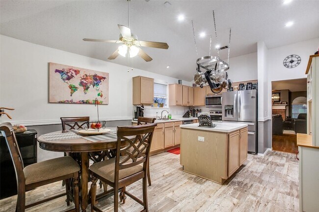 Building Photo - 1309 Aspen Ln