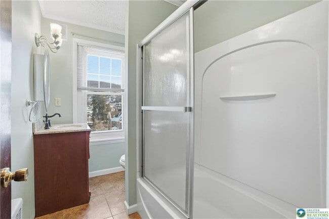 Building Photo - 1050 Delaware Ave