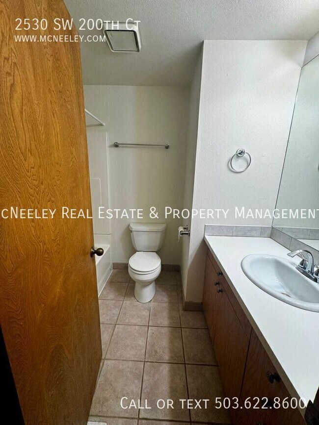 Building Photo - 2530 SW 200th Ct