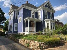 Building Photo - 322 Pearl St