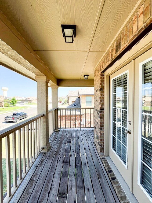 Building Photo - Available NOW!!!! This gorgeous home is located in The Landing Subdivision in Killeen. This home ...