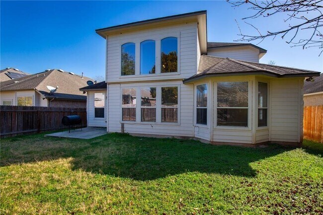 Building Photo - 10112 Channel Island Dr