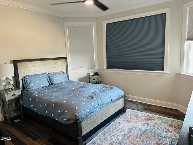 Building Photo - 393 Natsam Wds Wy