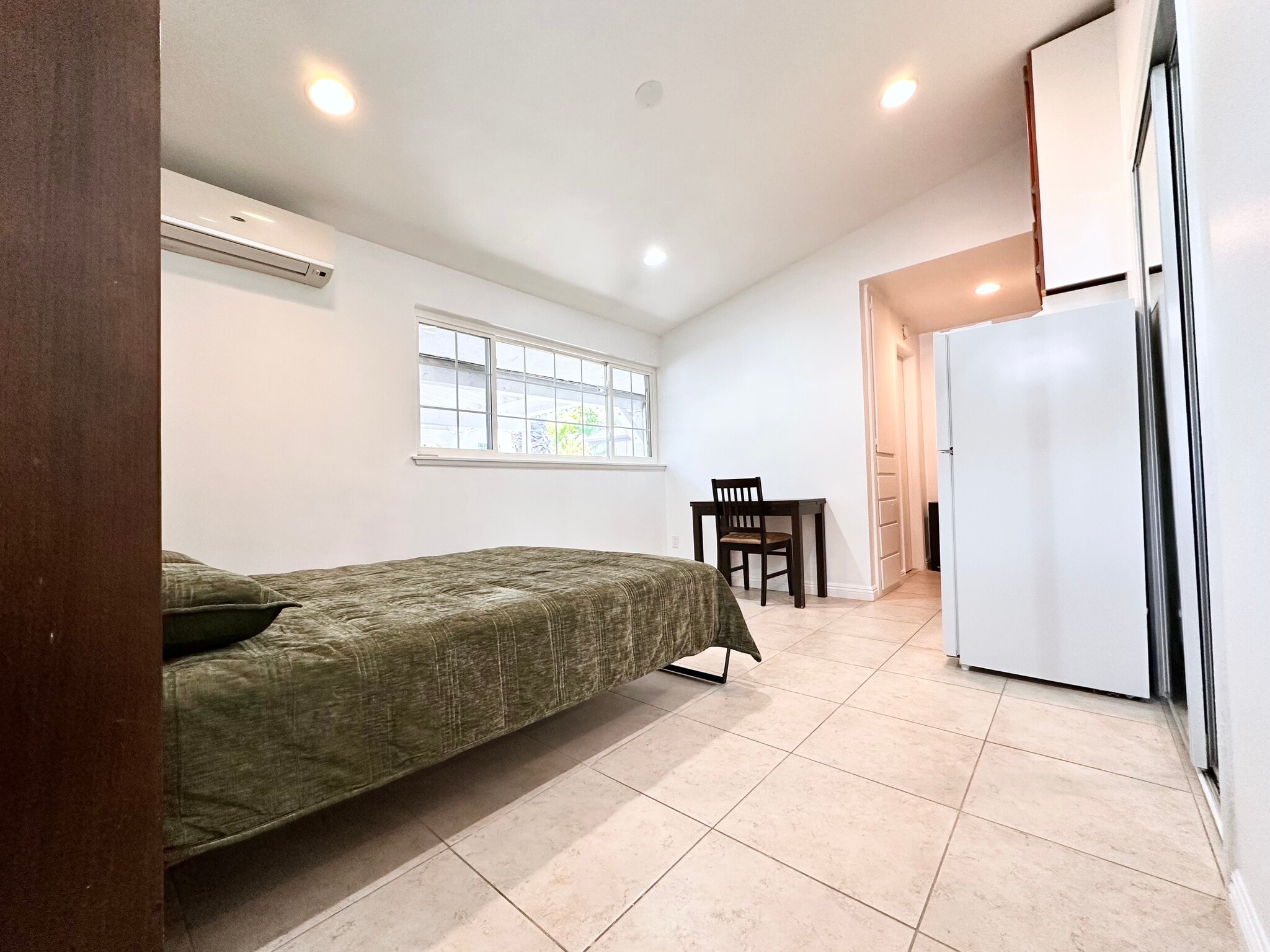 Building Photo - 20425 Aetna St