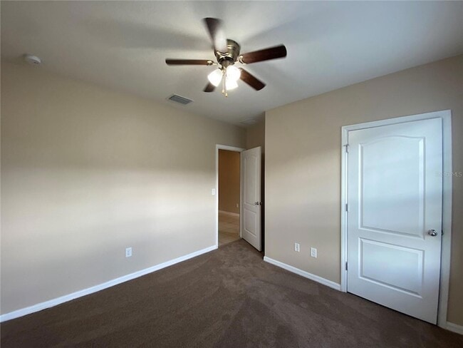 Building Photo - 2720 NE 46th Ave