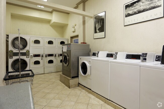 Interior Photo - The Legacy HB at Clarendon Park