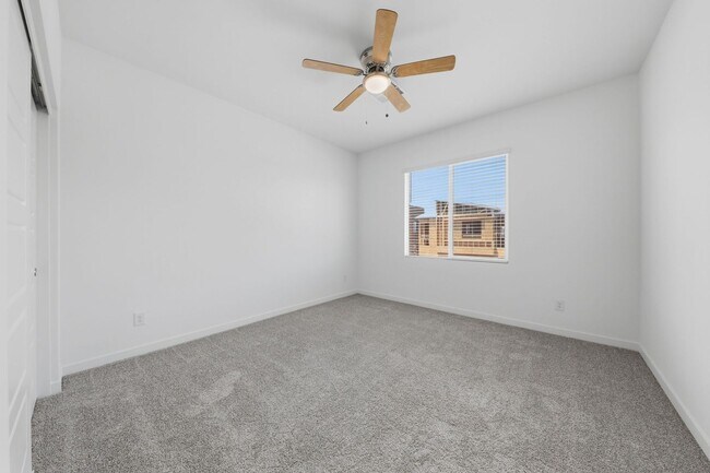 Building Photo - Brand New 3 Bedroom Stylish Henderson Townhome in Black Mountain Ranch