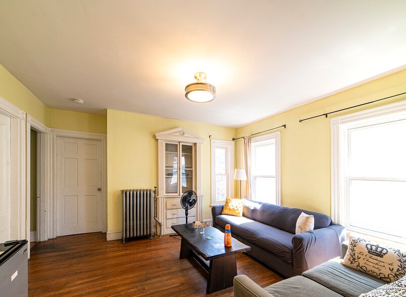 Building Photo - 39 Gorham St
