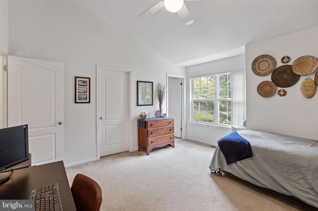 Building Photo - 2302 Harvard Dr