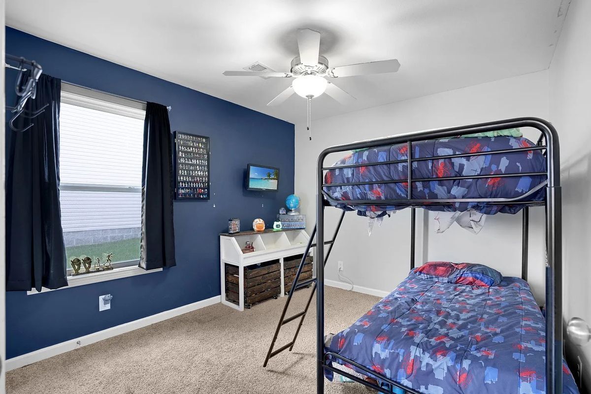 Building Photo - 1379 Freedom Dr