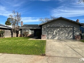 Building Photo - Remodeled Single Story home in Rio Linda, ...