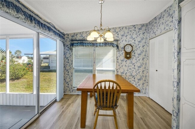 Building Photo - 5229 Hartford Ln