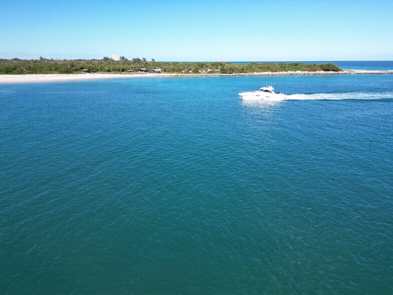 Central Beach - Vero Beach - 9330 Seagrape Dr