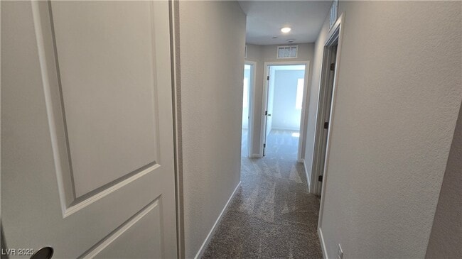 Building Photo - 988 Gearus Pl