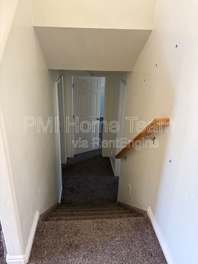 Building Photo - 1489 W 690 S