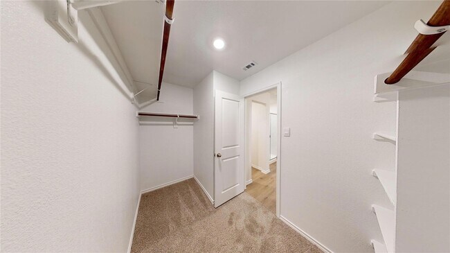 Building Photo - 11409 Headwater Ct