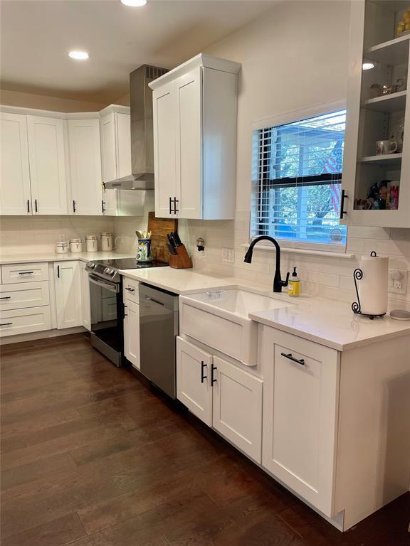 Building Photo - 705 Lisa Dr