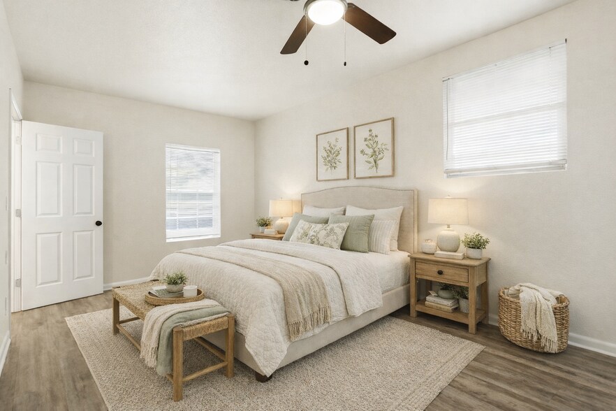 Building Photo - 518 Brightwood Pl