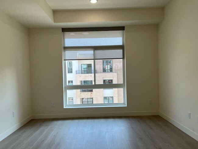 Building Photo - Monterey Bay Square (#409)