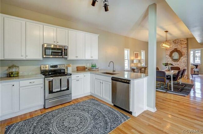 Building Photo - Quiet Cozy Northside Home for Rent