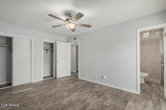 Building Photo - 1118 S McClintock Dr