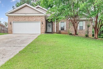 Building Photo - 4/2 in Stratford Glen Subdivision
