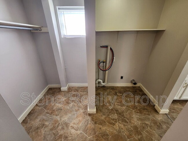 Building Photo - 114 N 14th St