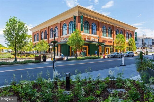 Building Photo - 11801 Rockville Pike