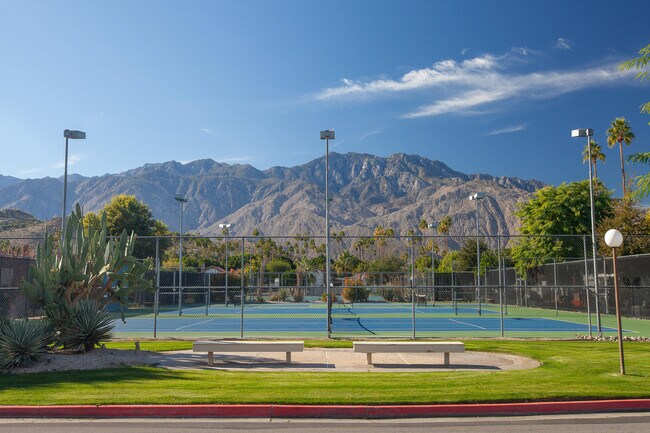 Building Photo - 2350 E Miramonte Cir