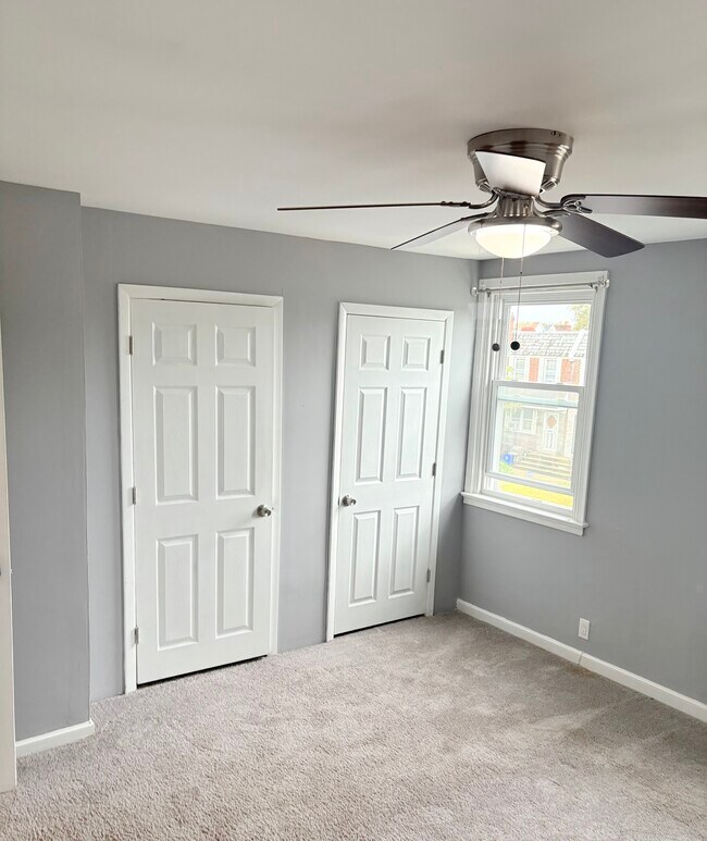 Building Photo - 229 Higbee St