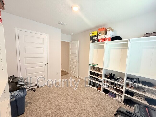 Building Photo - 5116 Sienna Dr