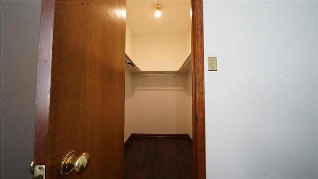 Building Photo - 155 Villere Dr