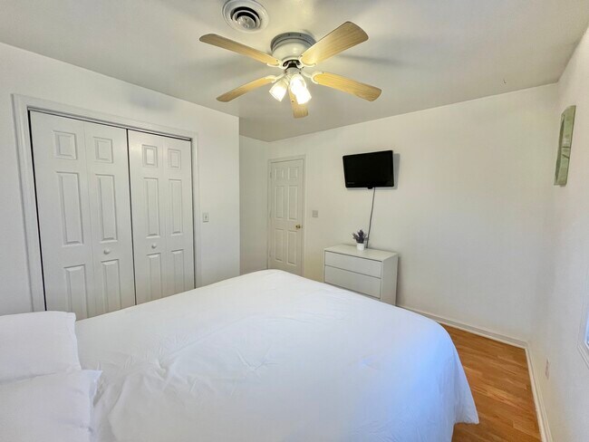 Building Photo - 210 Beaver St