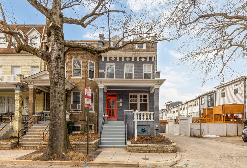 Building Photo - 2124 N Capitol St NW